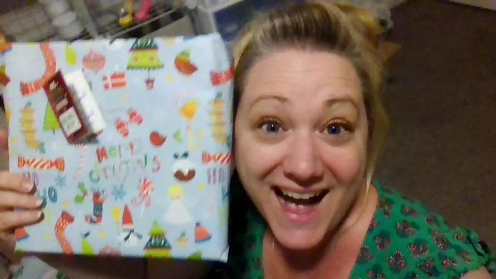 LIVE Christmas Eve Eve Wrap & Chat